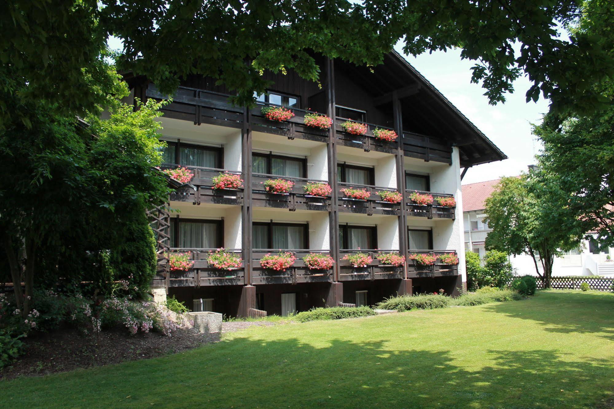 Hotel Garni Bellevue Бад-Фюссінг Екстер'єр фото